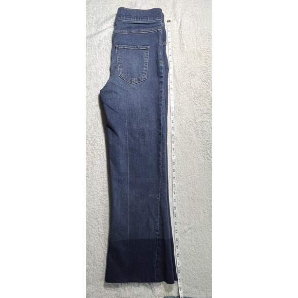 Spanx High Rise Pull On Flare Jeans Raw Hem Stretch Medium M Shaping - Picture 6 of 7